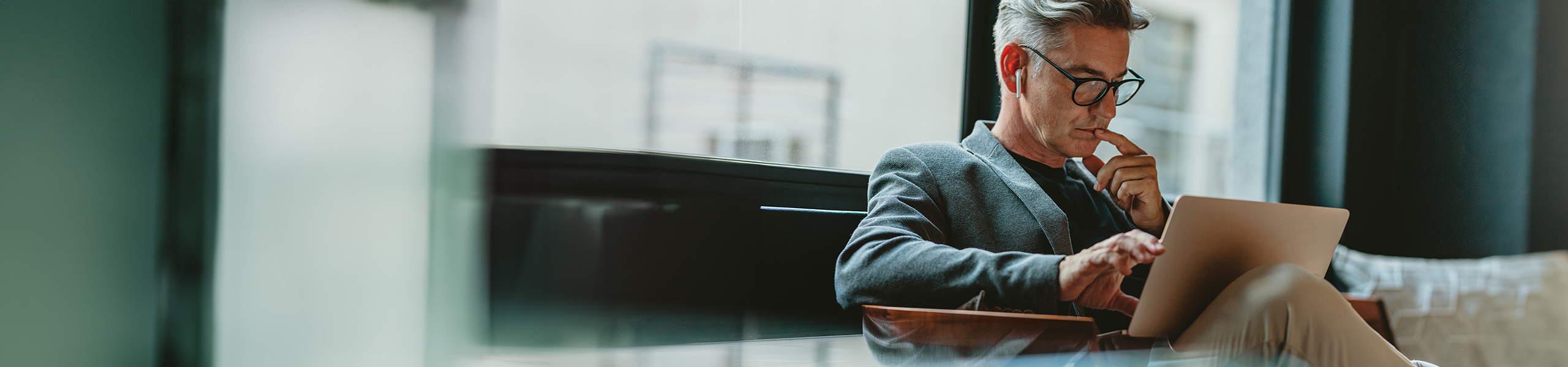 Jumbo image background