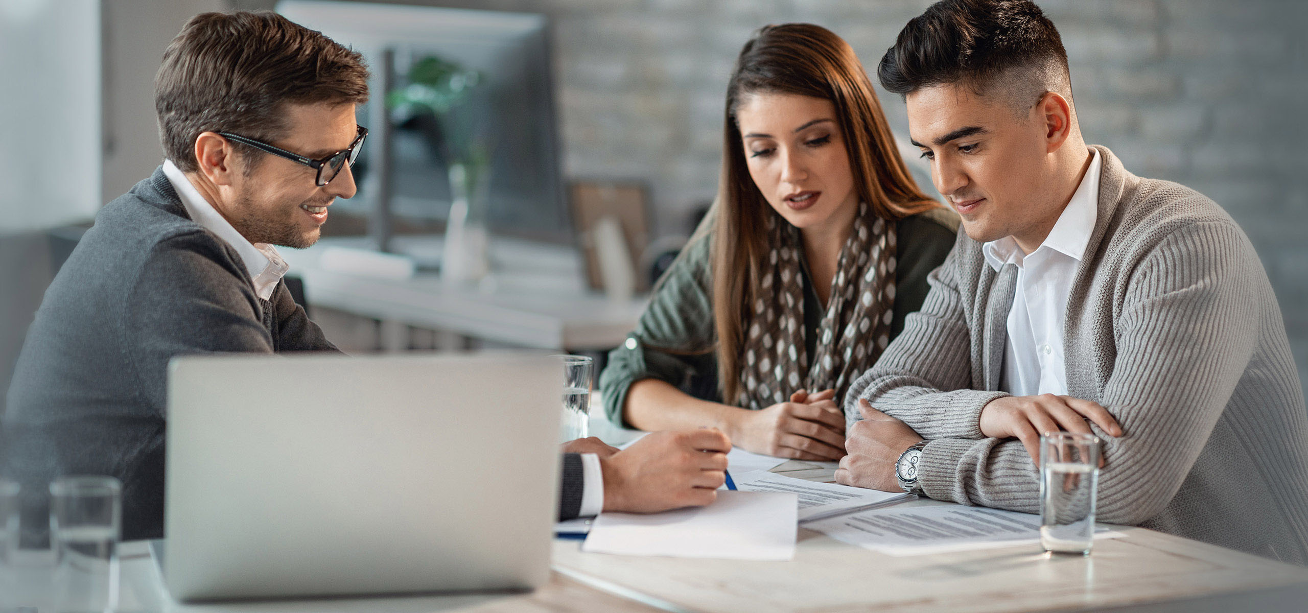 Jumbo image background