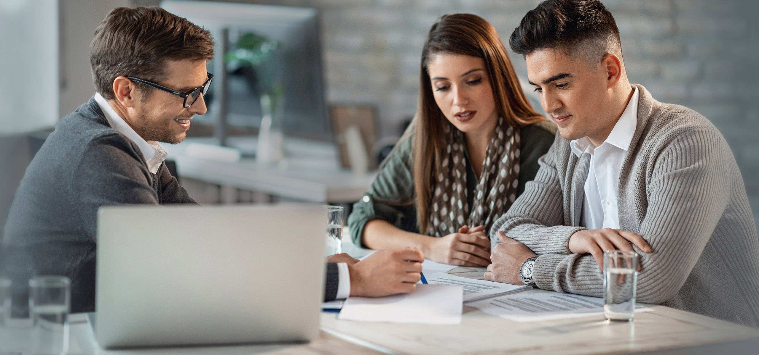 Jumbo image background