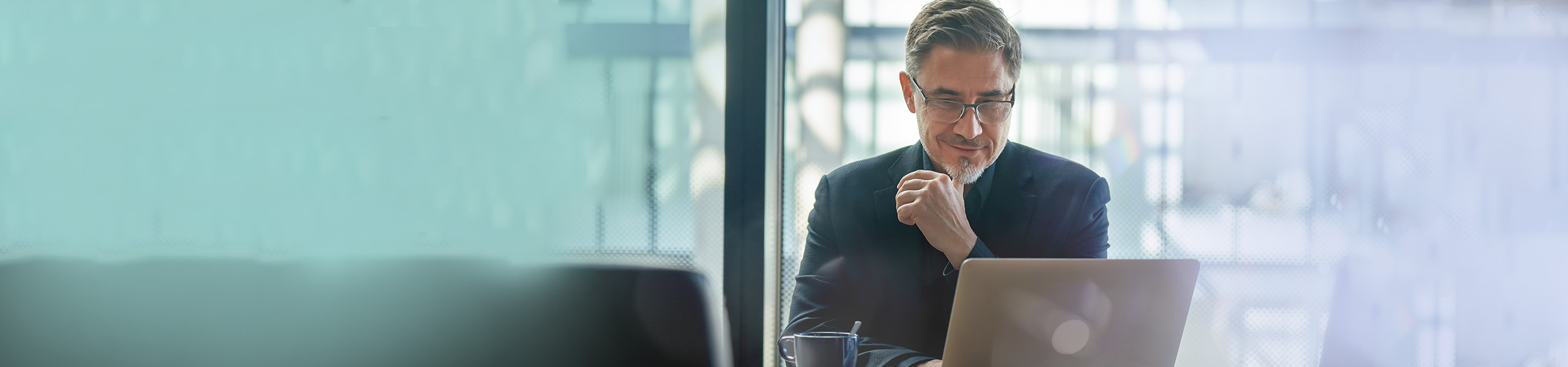 Jumbo image background